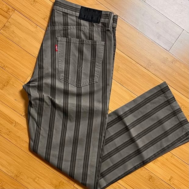 리바이스 스트라이프 브라운 코튼팬츠 SIZE 32