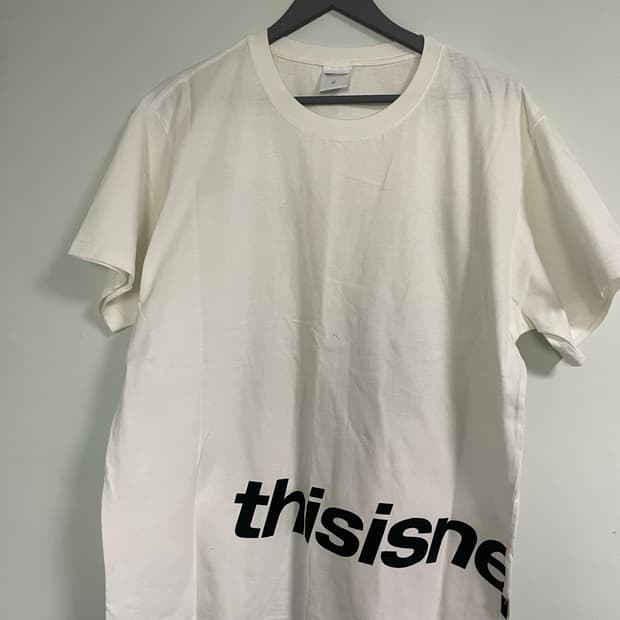 디스이즈네버댓 반팔 L