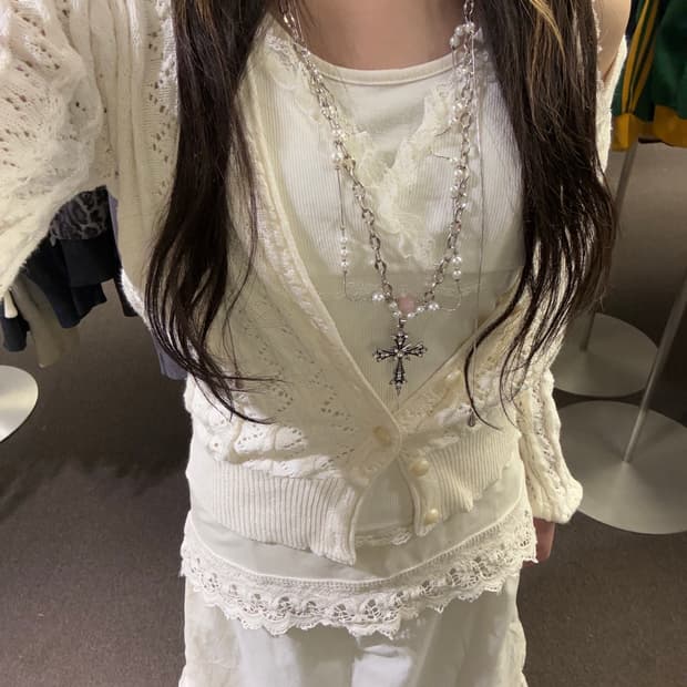 OS)Japanese vintage 여성 아이렛 패턴 v넥 니트 가디건 