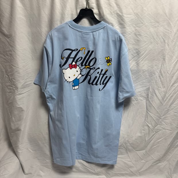 헬로키티 반팔티 Free