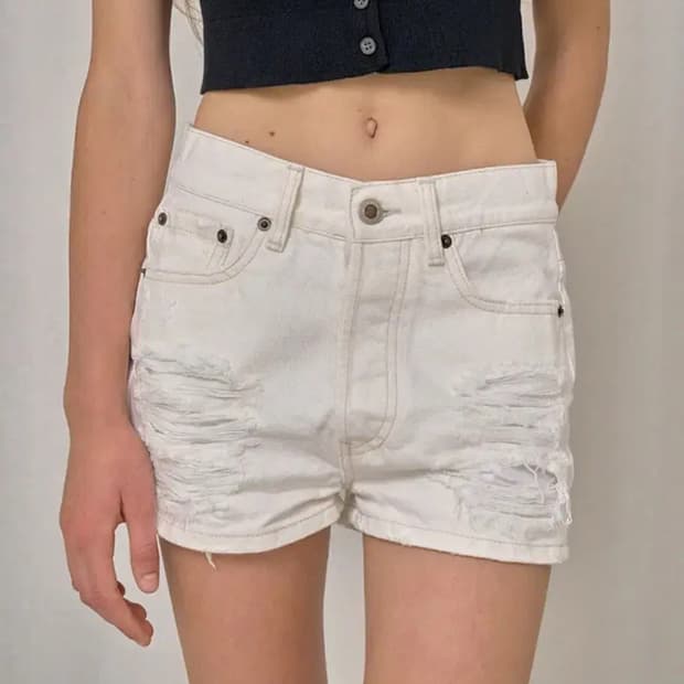 체리퀴리 아이보리 데미지 데님 청바지 반바지 쇼츠 2사이즈