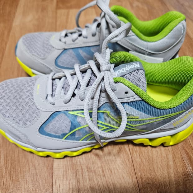 [230]리복 직라이트 러닝화