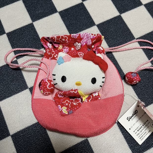 정품 헬로키티 돈키호테 복주머니 일본 산리오 파우치 지갑