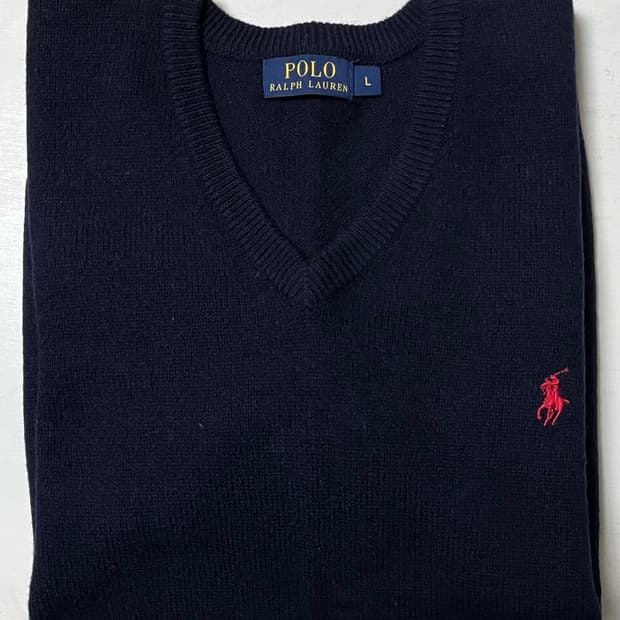 폴로 브이넥니트 네이비
