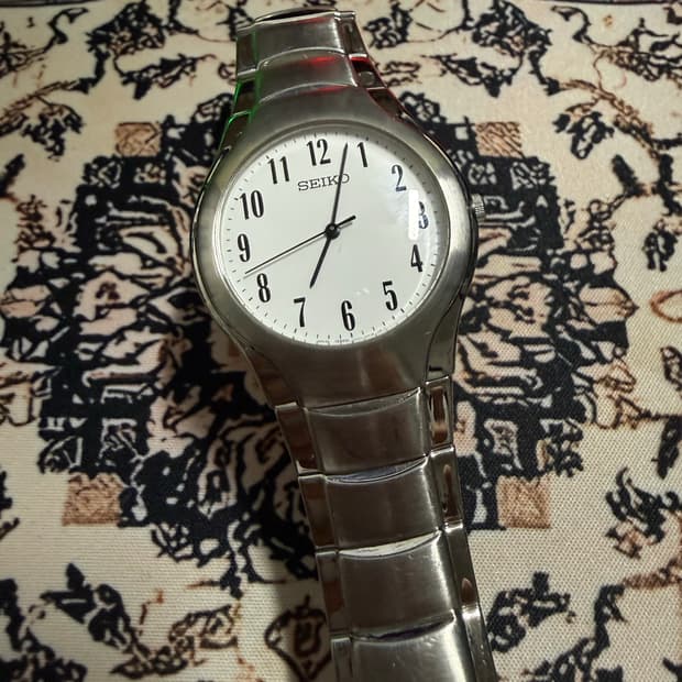 SEIKO 빈티지 쿼츠 시계