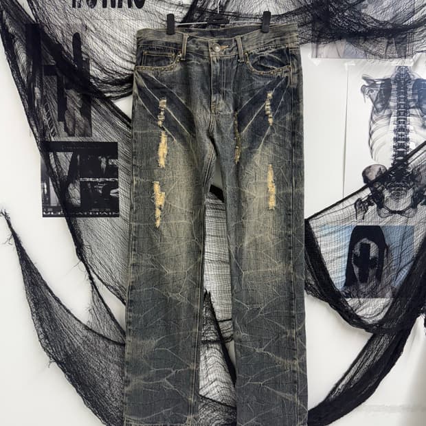 00s studs washing jeans