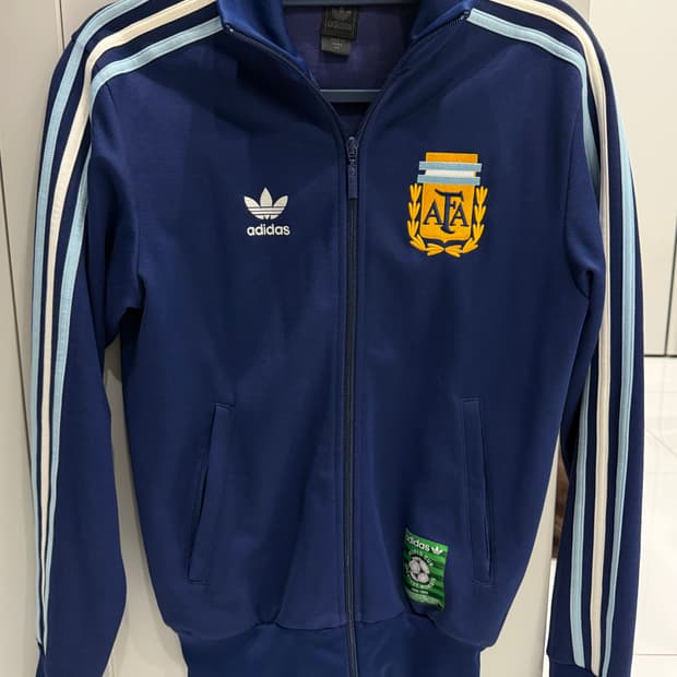 아디다스 아르헨티스 트랙 자캣