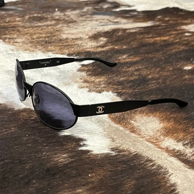 CHANEL CC LOGO VINTAGE SUNGLASSES