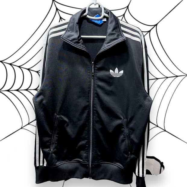 아디다스 파이어버드 블랙 트랙탑