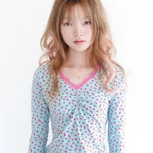 (새상품)샵페어리 스트로베리 민트색 티 팔아요