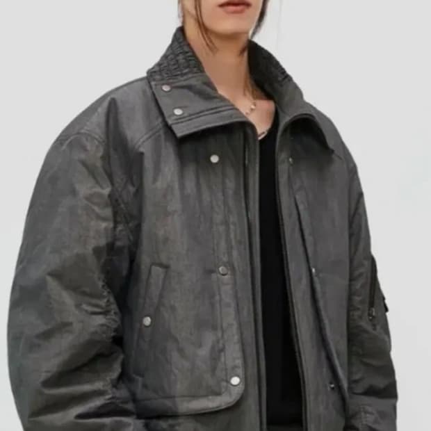 엘무드 스텔스 봄버 