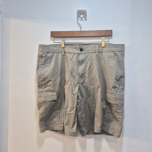 38) Copper & Oak 카고 반바지 팝니다