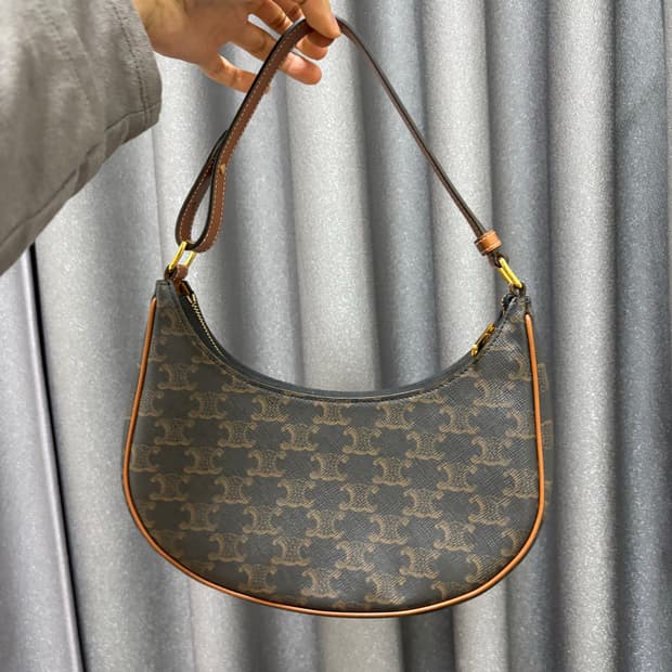 셀린느 아바호보백 미디움 