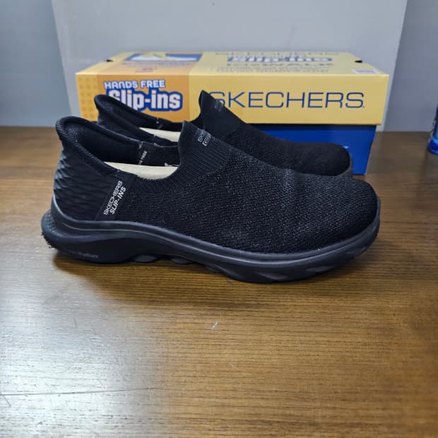 스케쳐스 슬립인스