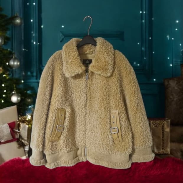 A&D ATELIER 울 100% 램스킨 양모자켓 55/상태 좋음