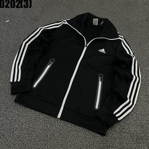 아디다스 트랙탑 저지
