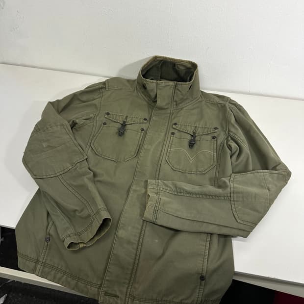 XL 리바이스 카키 야상자켓