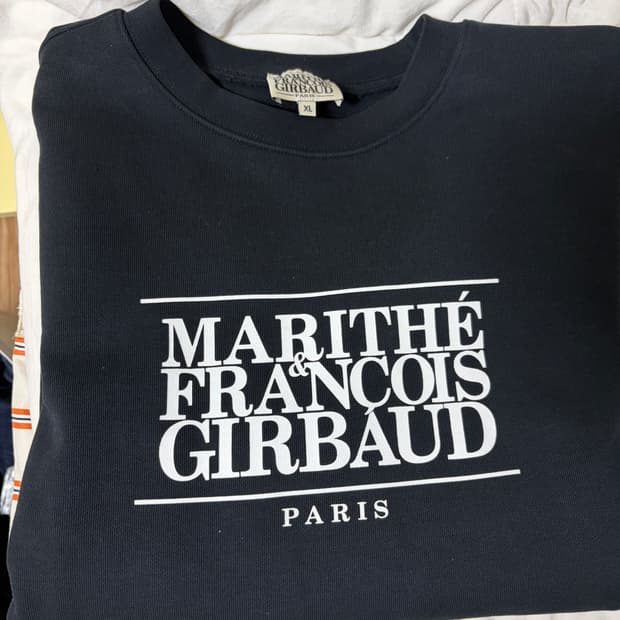 마리떼프랑소와저버블랙 맨투맨 XL