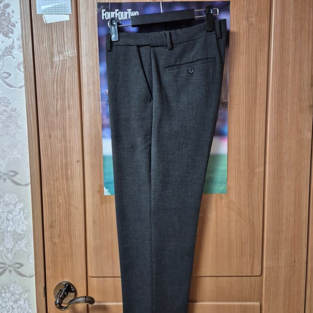 지오다노 테이퍼드 슬랙스 차콜그레이 33