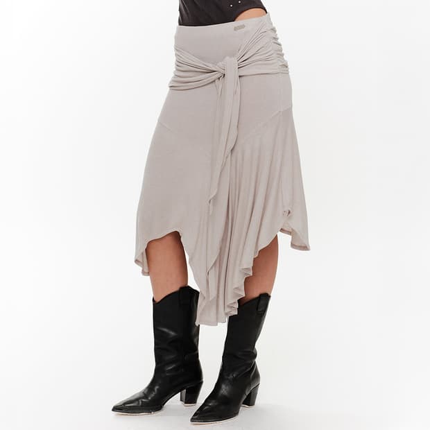 새상품 2000아카이브스 FLARED TIE SKIRT (BEIGE)