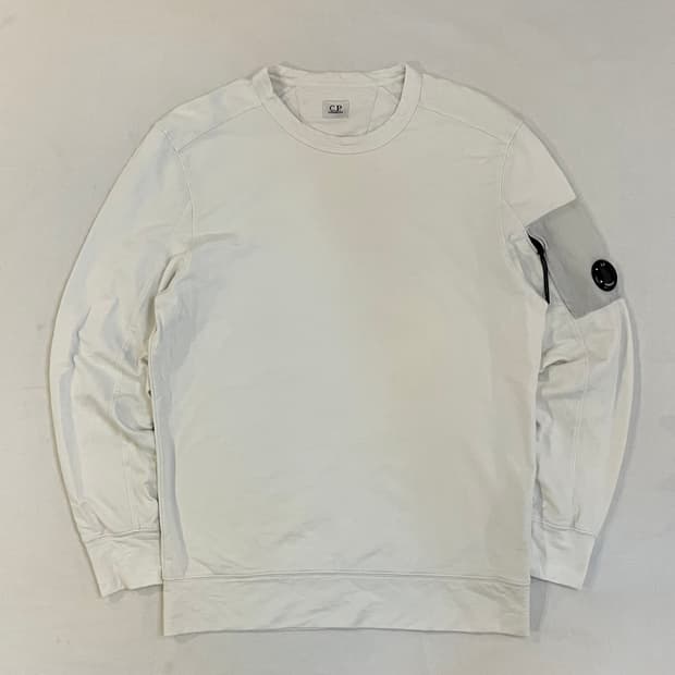 20SS CP 컴퍼니 렌즈 포켓 맨투맨 스웻셔츠 화이트