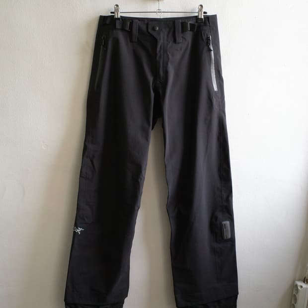 아크테릭스 고어텍스 recco 팬츠