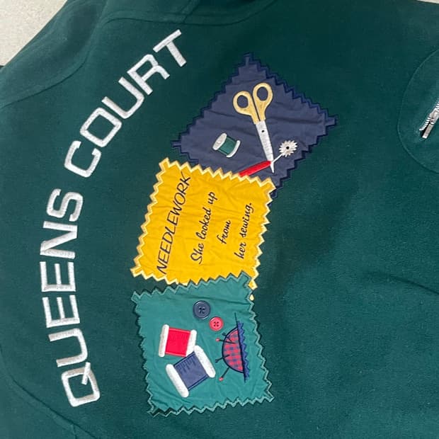 일본 빈티지 퀸즈코트 바시티