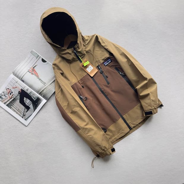 파타고니아 아웃도어 트레킹 바람막이