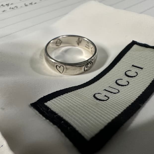 구찌 블라인드 포 러브 반지 16호 실버