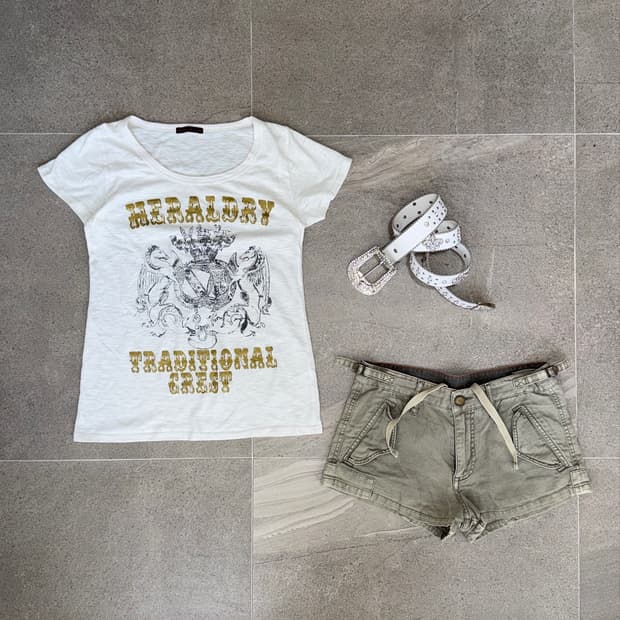 Ivory melange vintage graphic half t 