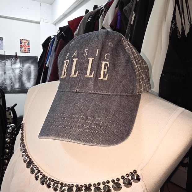 BASIC ELLE 빈티지 자수 체크포인트 캡