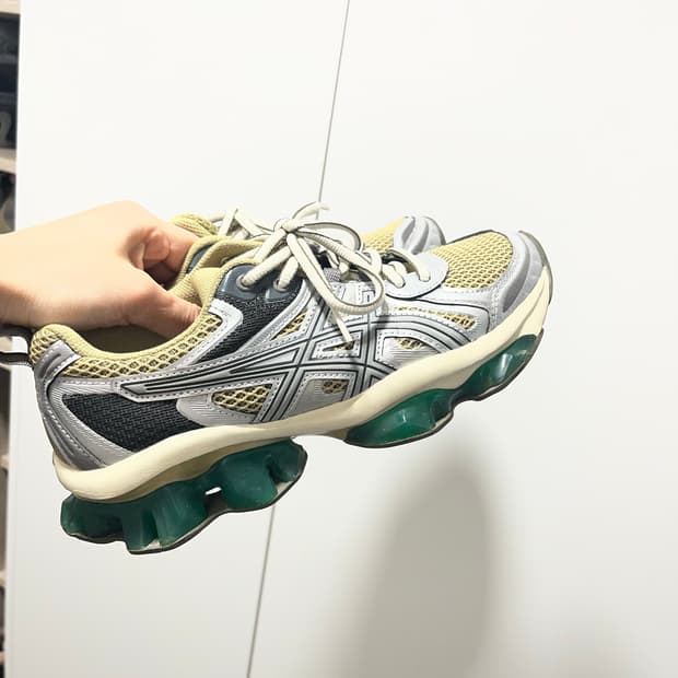 아식스 젤 퀀텀 키네틱 젤카야노 245 세실리아반센 키코