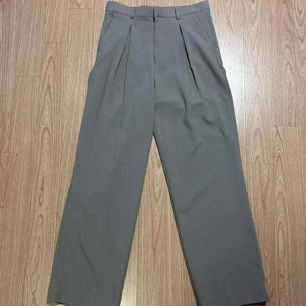 리버스 원턱 와이드 슬랙스(코코아브라운/S) 남자남성팬츠쿠어르아르수아레