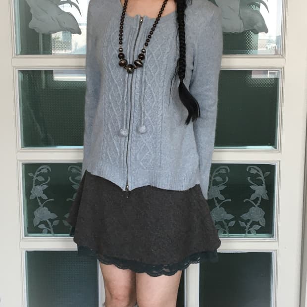 Pom pom cable point knit cardigan zip up