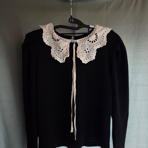 5천원 급처! 빈티지 아일렛 니트 블랙