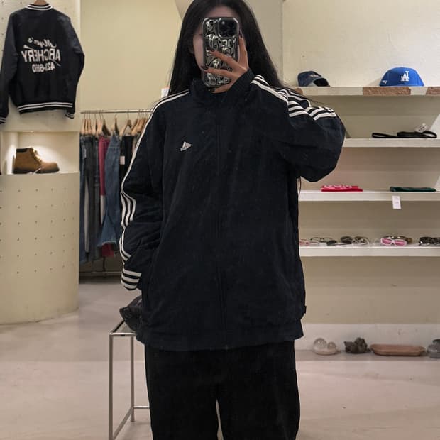 아디다스 올드스쿨 우븐 트랙 바람막이 네이비 U1268