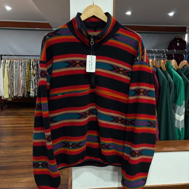 Woolrich USA 네이티브 플리스 하프집업