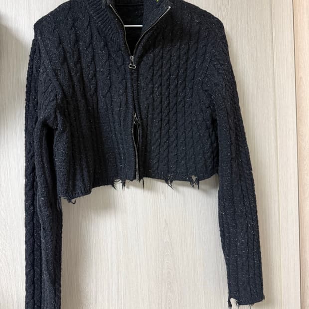 더일마 크롭 니트 집업