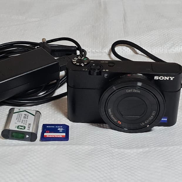 소니 RX100M1 하이엔드 디카