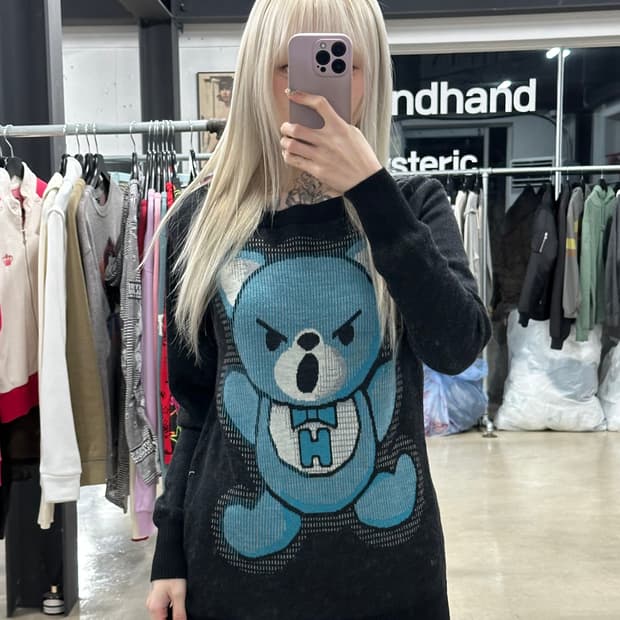 히스테릭 글래머 퍽베어 니트 