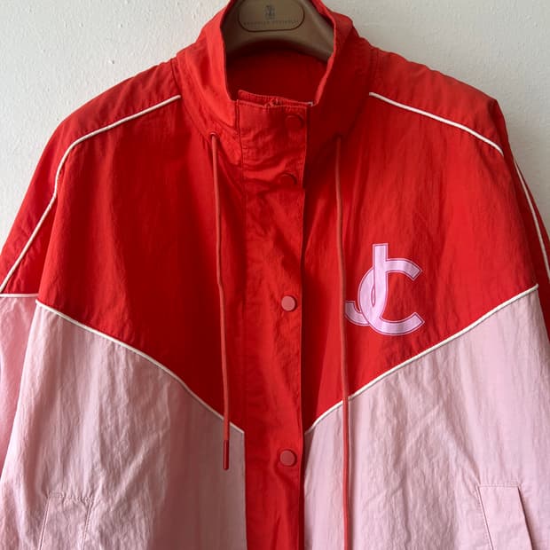쥬시꾸뛰르 여성 레드 바람막이점퍼 매쉬바람막이