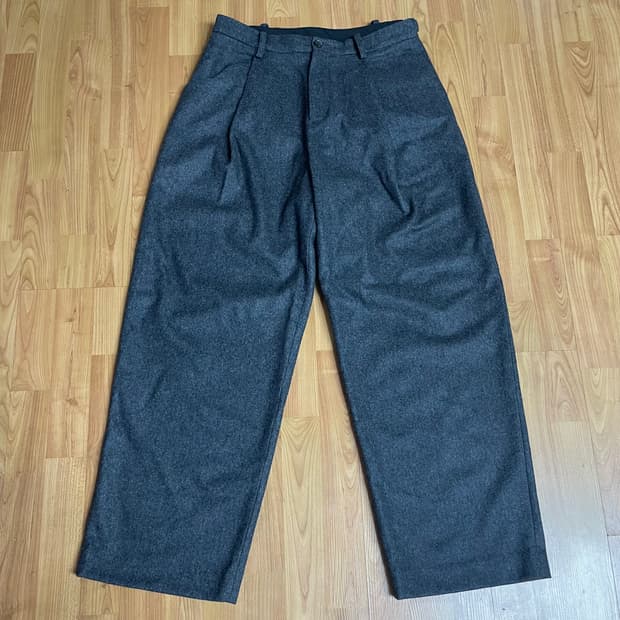 youth 그레이 울 와이드슬랙스 판매합니다