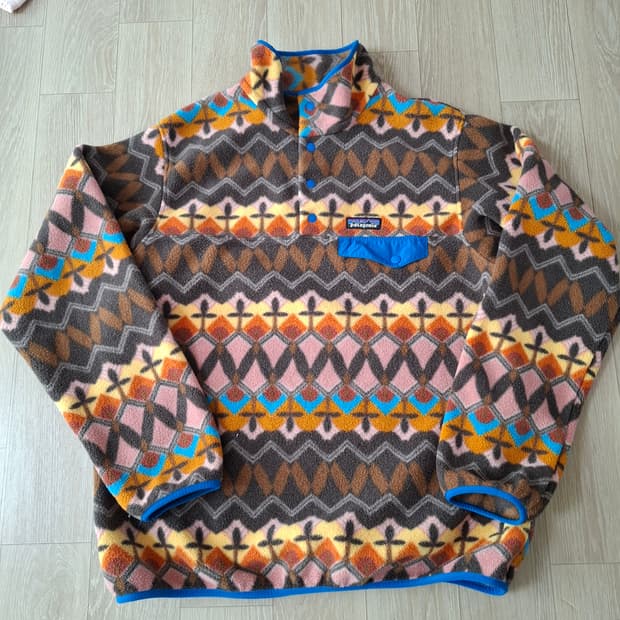 L 파타고니아 신칠라 패턴 플리스 풀오버