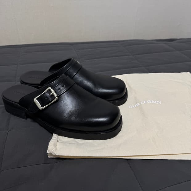 아워레가시 블랙 카미온 뮬 42 사이즈