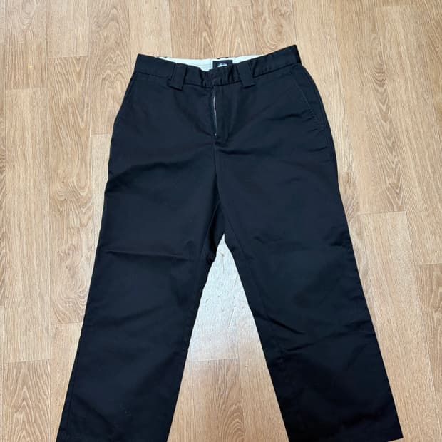 스투시 9부 블랙팬츠. (30사이즈)