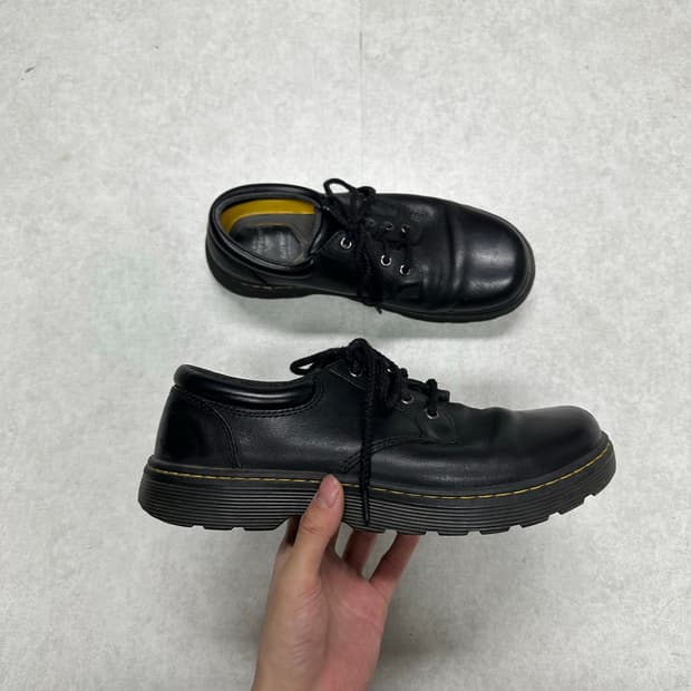 닥터마틴 Tipton low