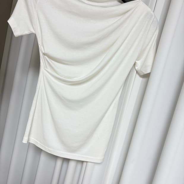 데일리주드 셔링 반팔 티 - 아이보리, 베이지