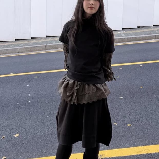 eonts 에옹쓰 세트 펀칭 블라우스 반팔티