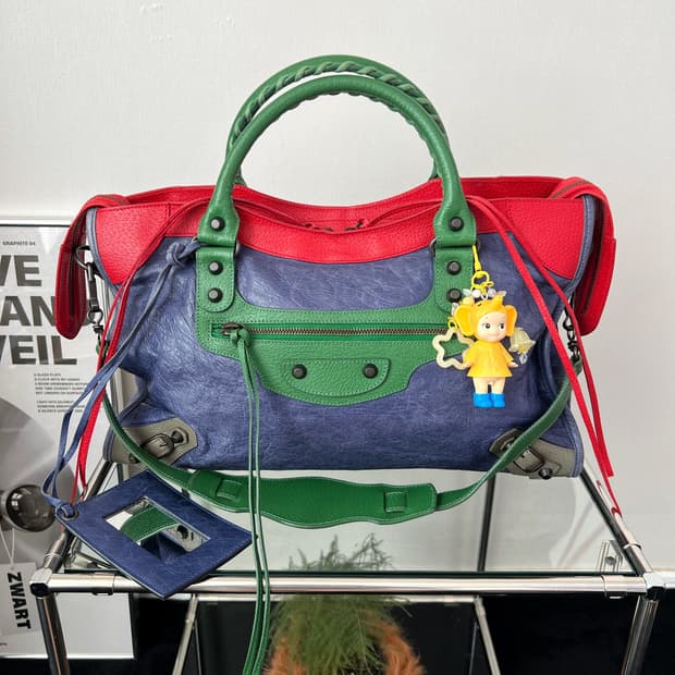 발렌시아가 모터백 멀티럴러