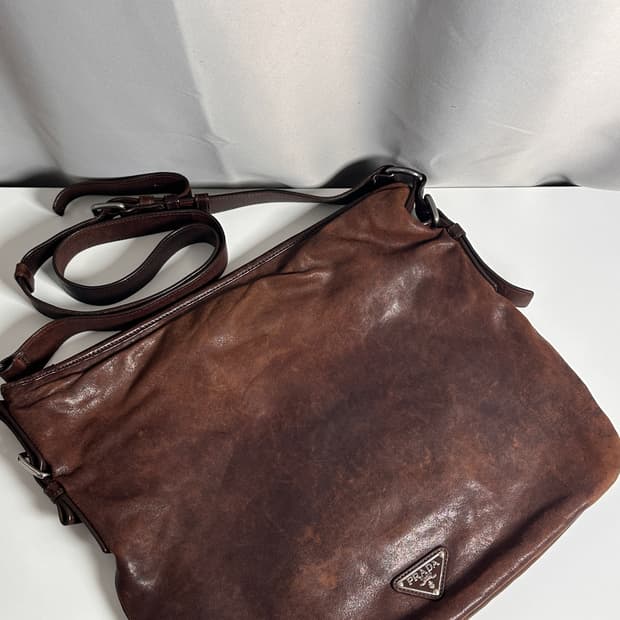 프라다 빈티지 브라운 레더 크로스백